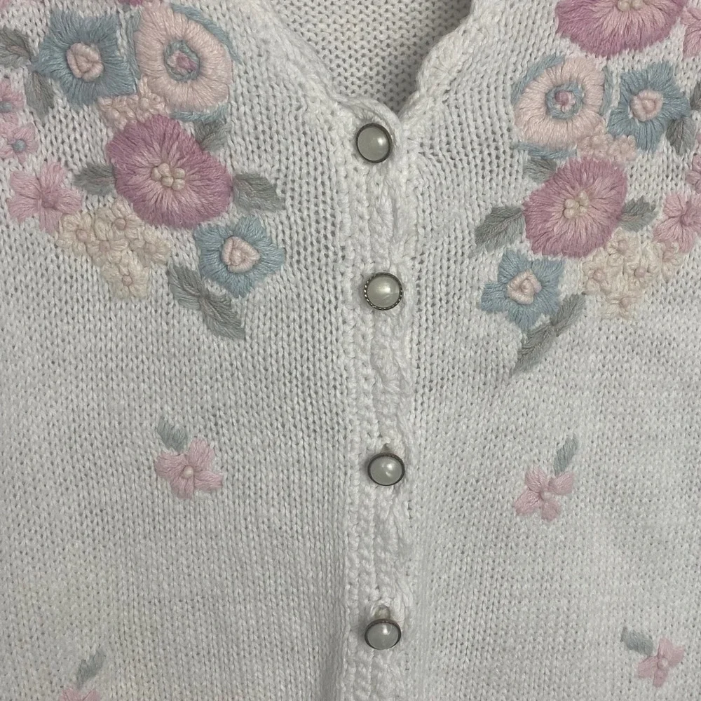 90's‎ Embroidered Floral Knit Cardigan Womens Medium Puff Sleeve Cottagecore - Picture 3 of 8